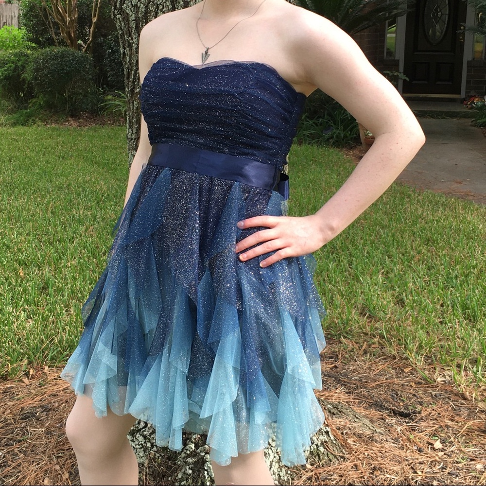 Short, Sparkly Ombre Formal Dress!